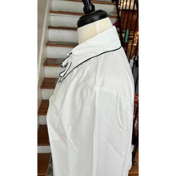 Embroidered Collar White Button Down Shirt (Cute cat) – Size XL - Picture 4 of 8